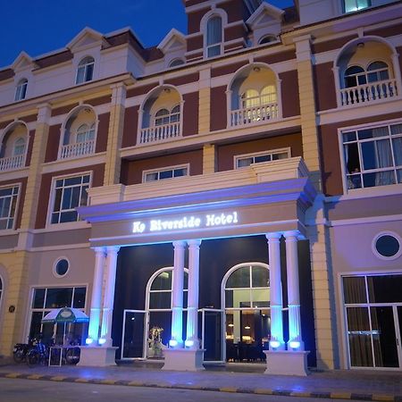K9 Riverside Hotel 프놈펜 외부 사진
