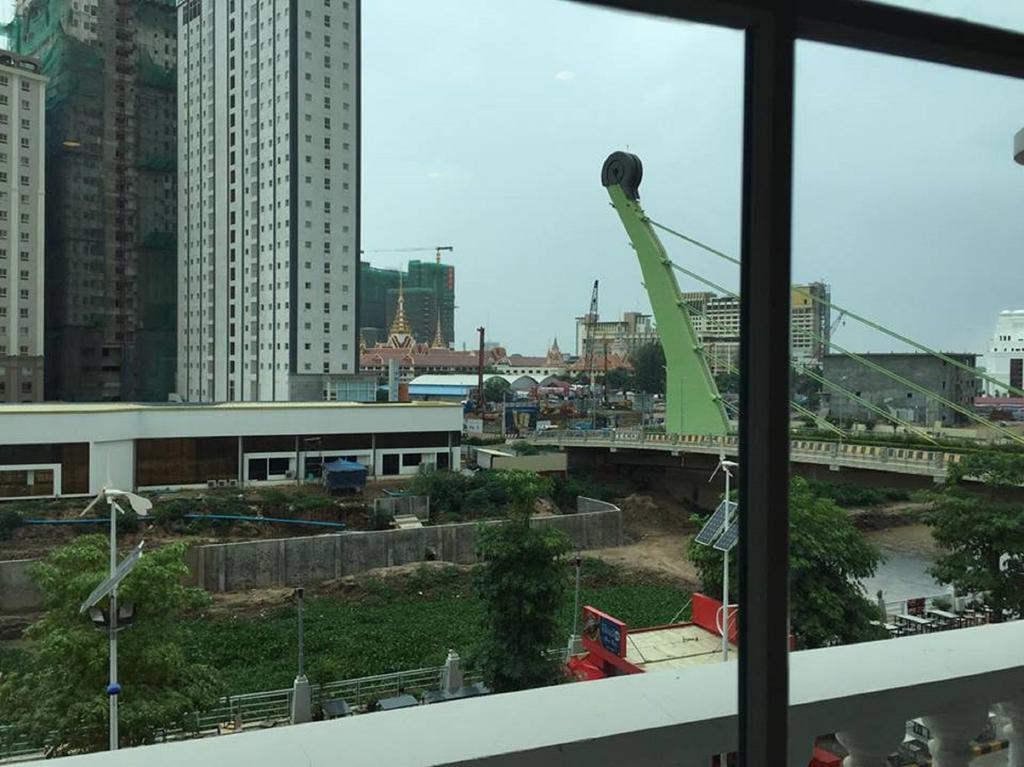 K9 Riverside Hotel 프놈펜 객실 사진